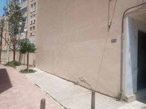 Neteja pintades. Eusebi Estada 123 a. Ara.